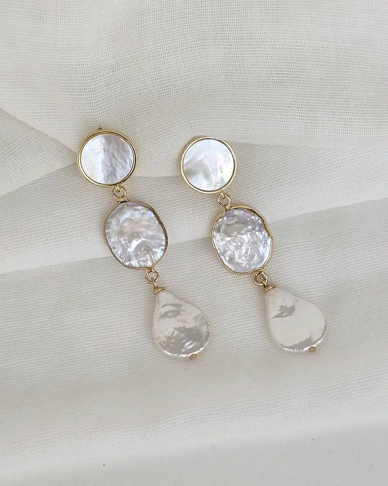 Aros nácar y doble perla gold