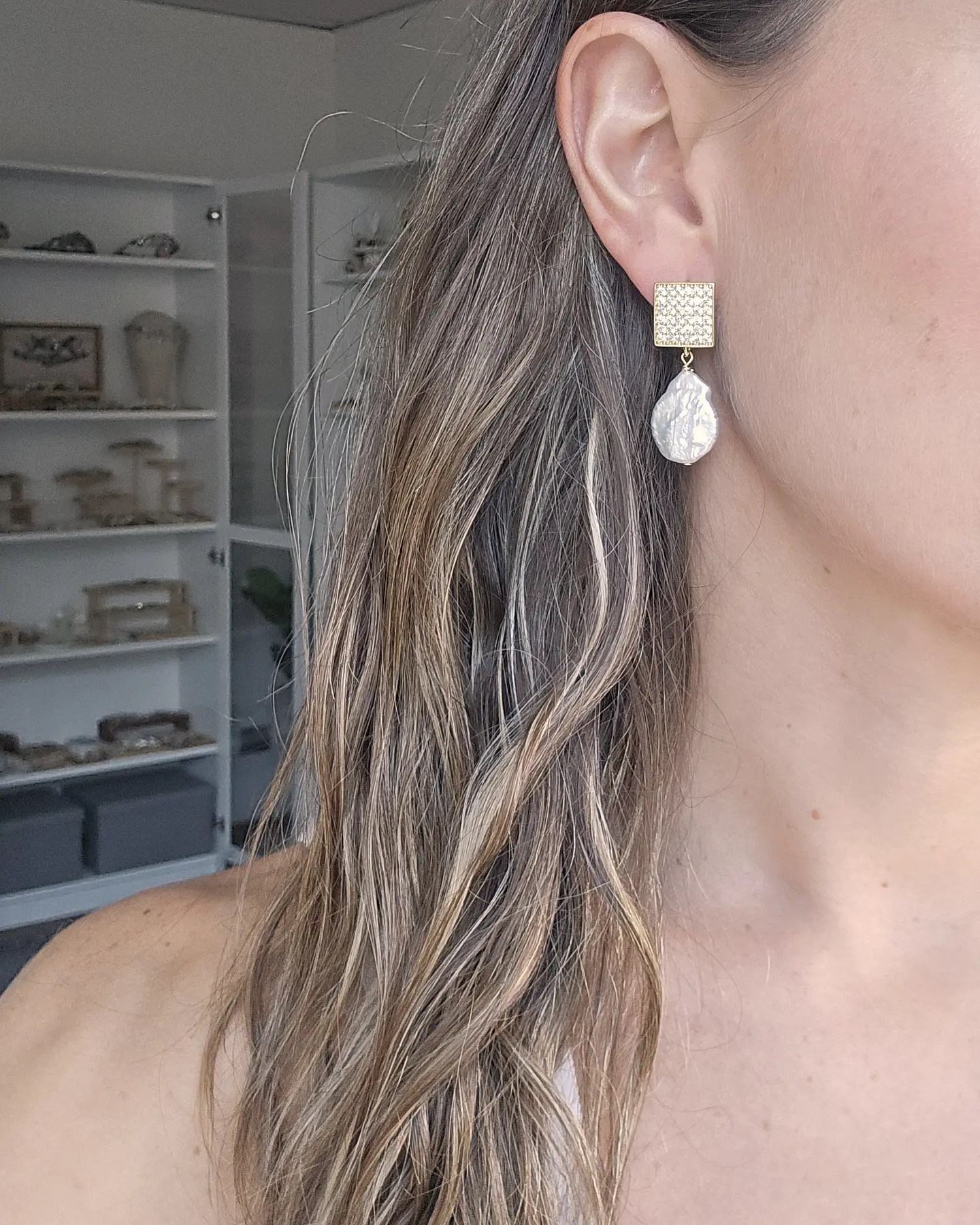 Aros circonitas y perla barroca 2
