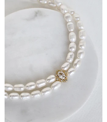 Choker doble de perlas con centro vintage oro