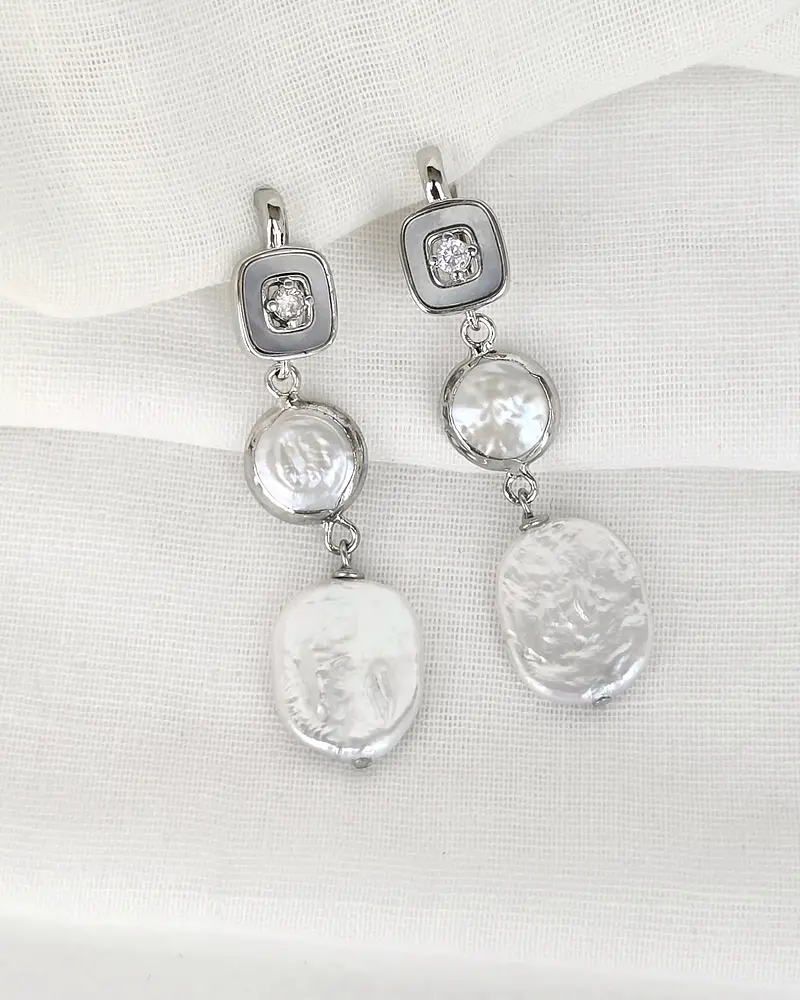 Aros vintage base cuadrada y doble perla 
