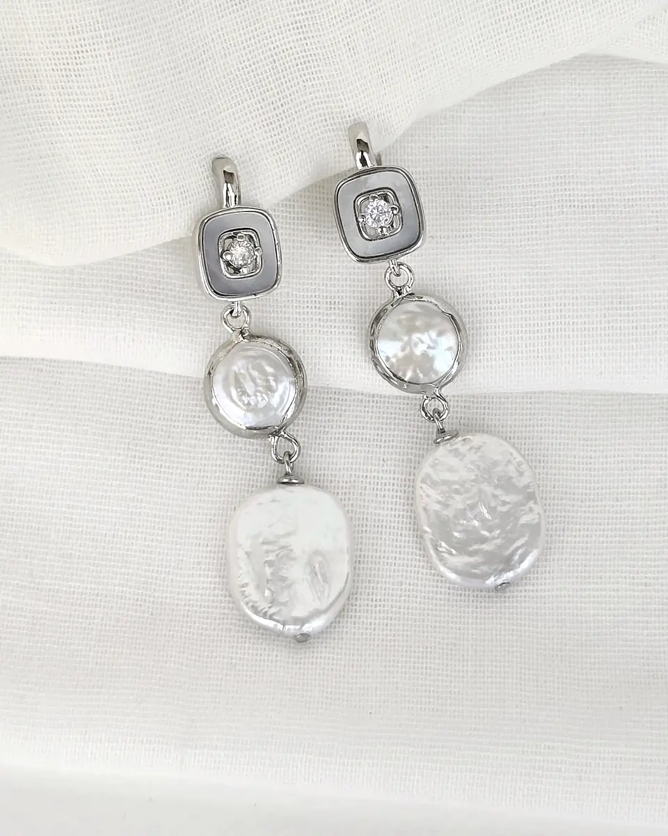 Aros vintage base cuadrada y doble perla  1