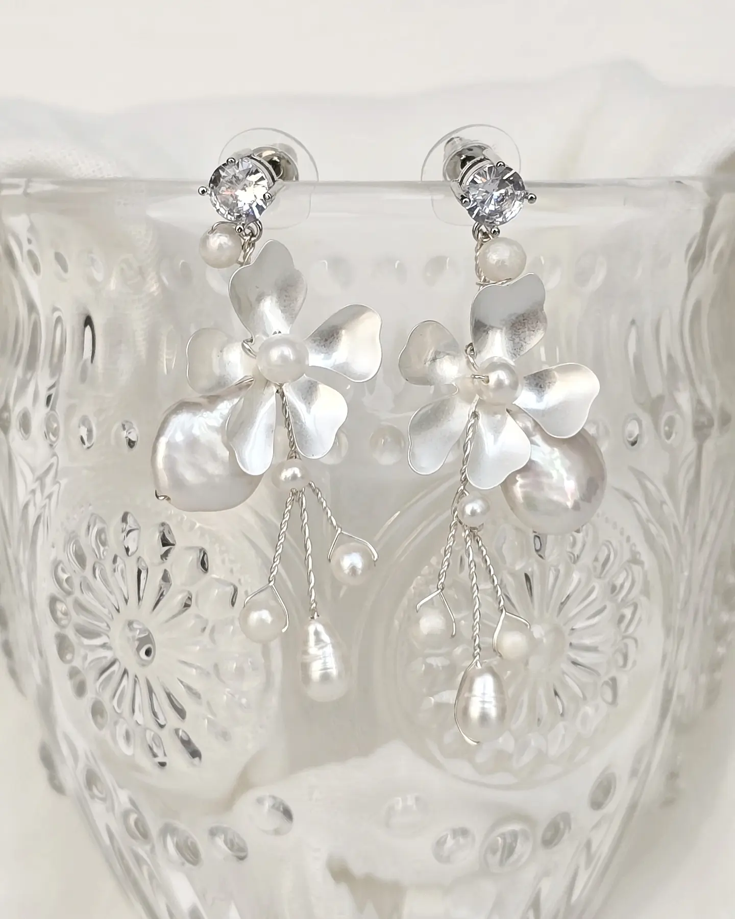 Aros flor con perlas 2