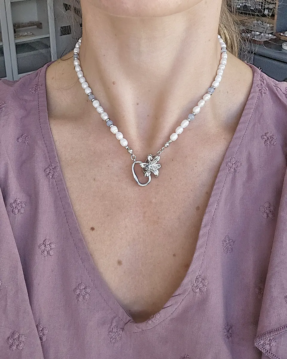 Collar perlas, agua marina y broche flor 3