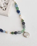 Collar piedras naturales azul y verde con perlas