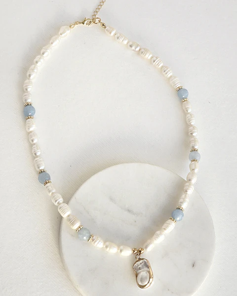 Collar perlas, agua marina y perla barroca