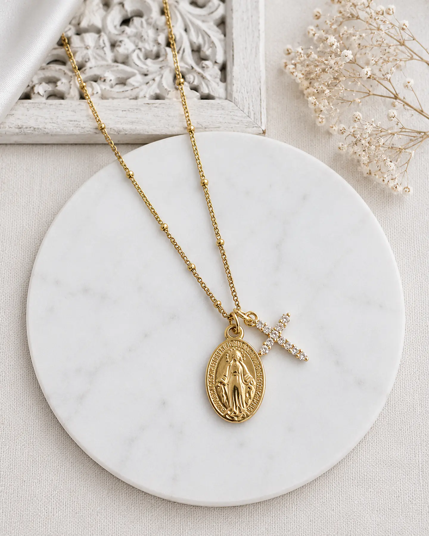 Collar virgen de los rayos con cruz circonitas 1