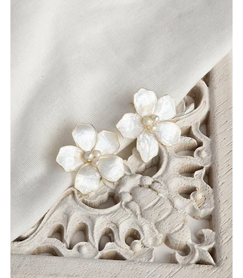 Aros flor anacarada con perlas