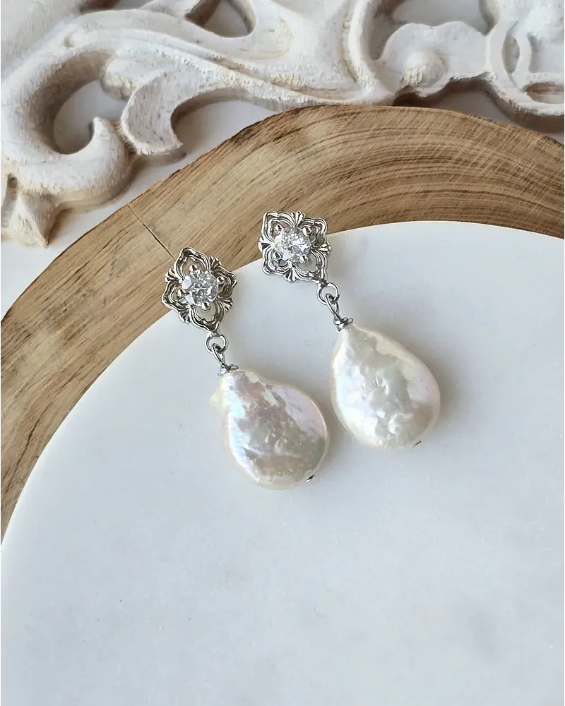 Aros rombo vintage y perla natural plata