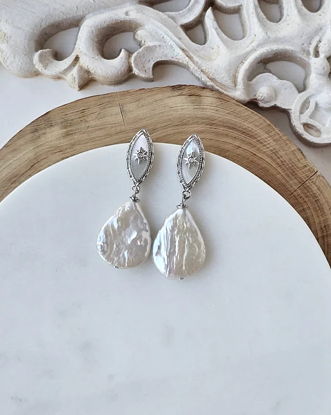 Aros vintage nácar y perla barroca