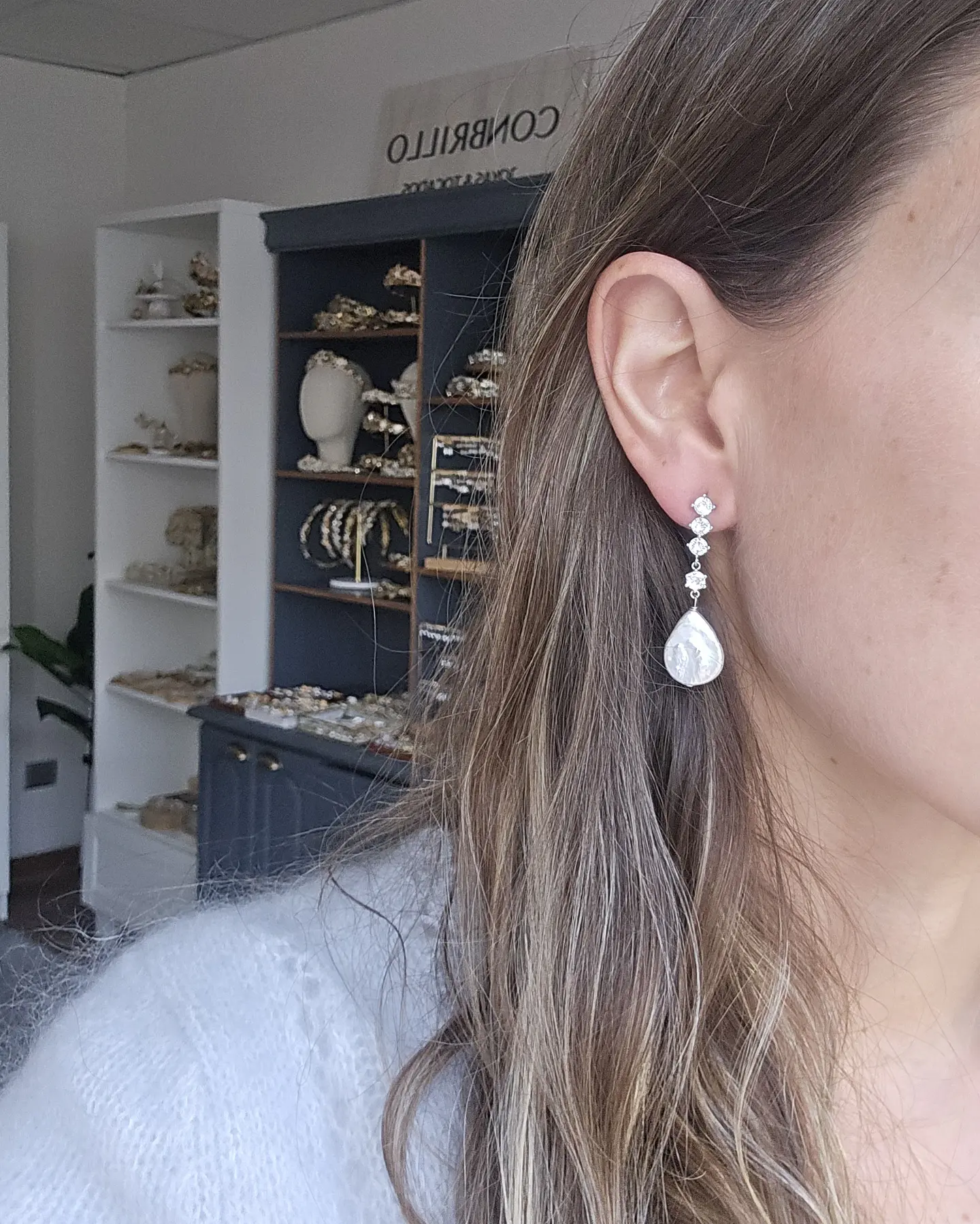 Aros circonitas y perla barroca 3