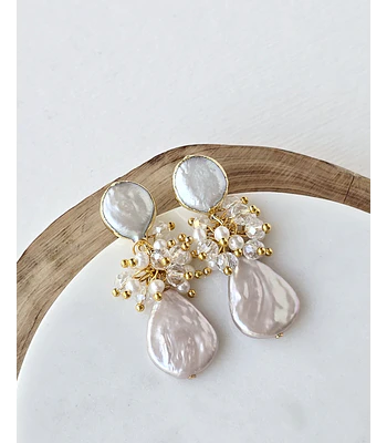 Aros de perla con racimo gold