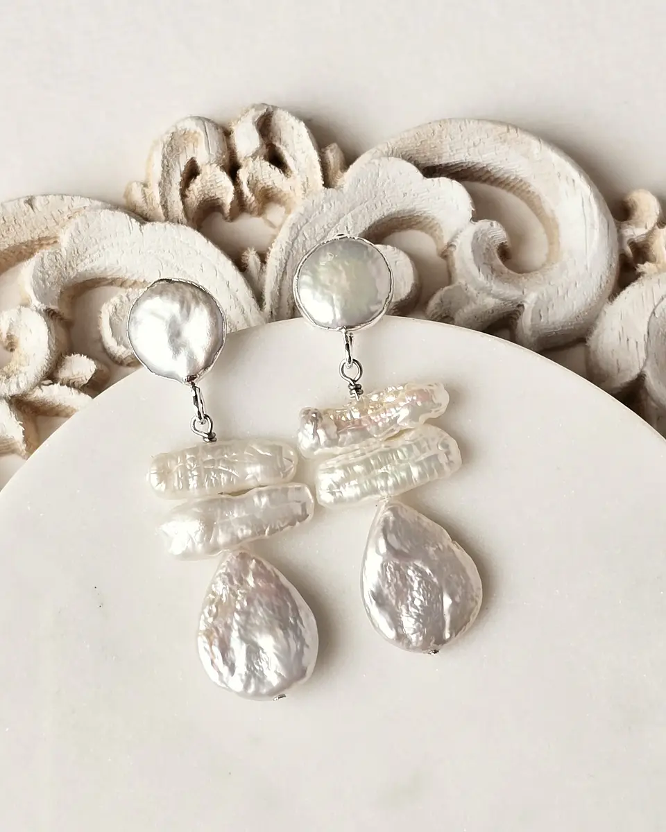 Aros perlas irregulares plateados 1