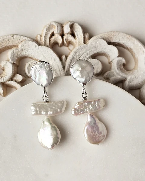 Aros perlas irregulares pequeños 