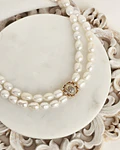 Choker perlas doble con centro vintage cuadrado