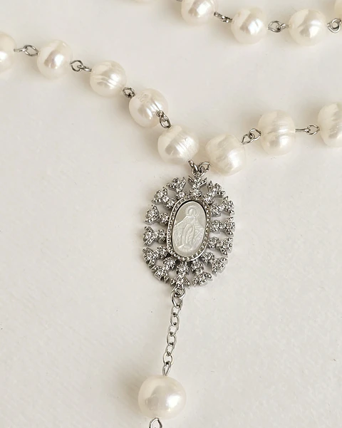 Rosario XL perlas y cruz con virgen de nácar