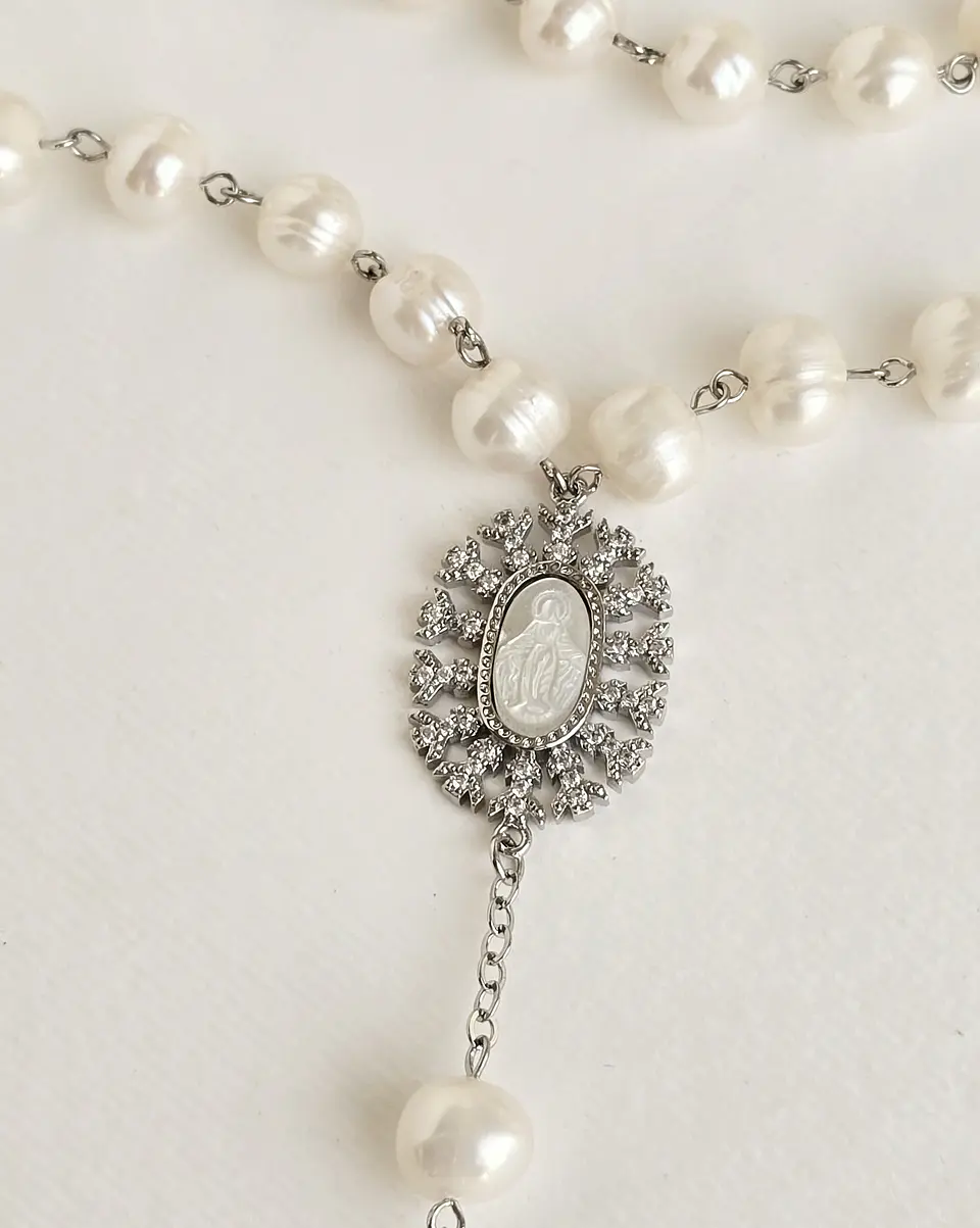 Rosario XL perlas y cruz con virgen de nácar 2