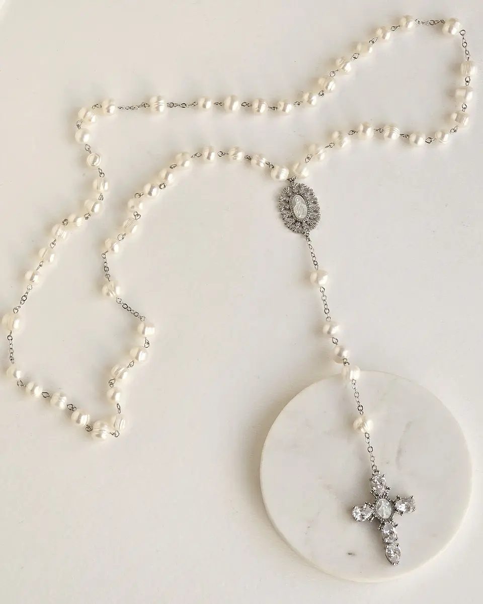 Rosario XL perlas y cruz con virgen de nácar 6