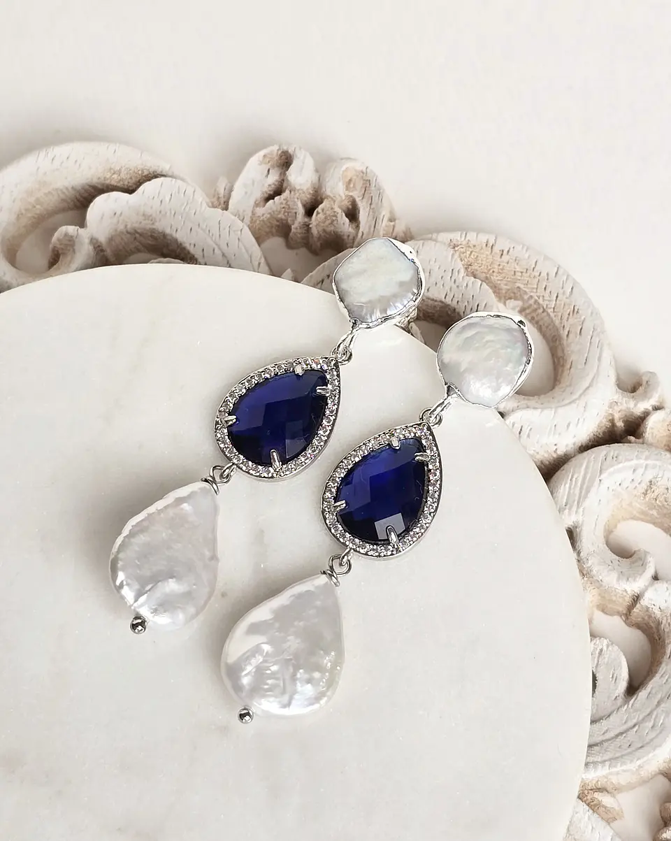 Aros con perla y cristal azul 2