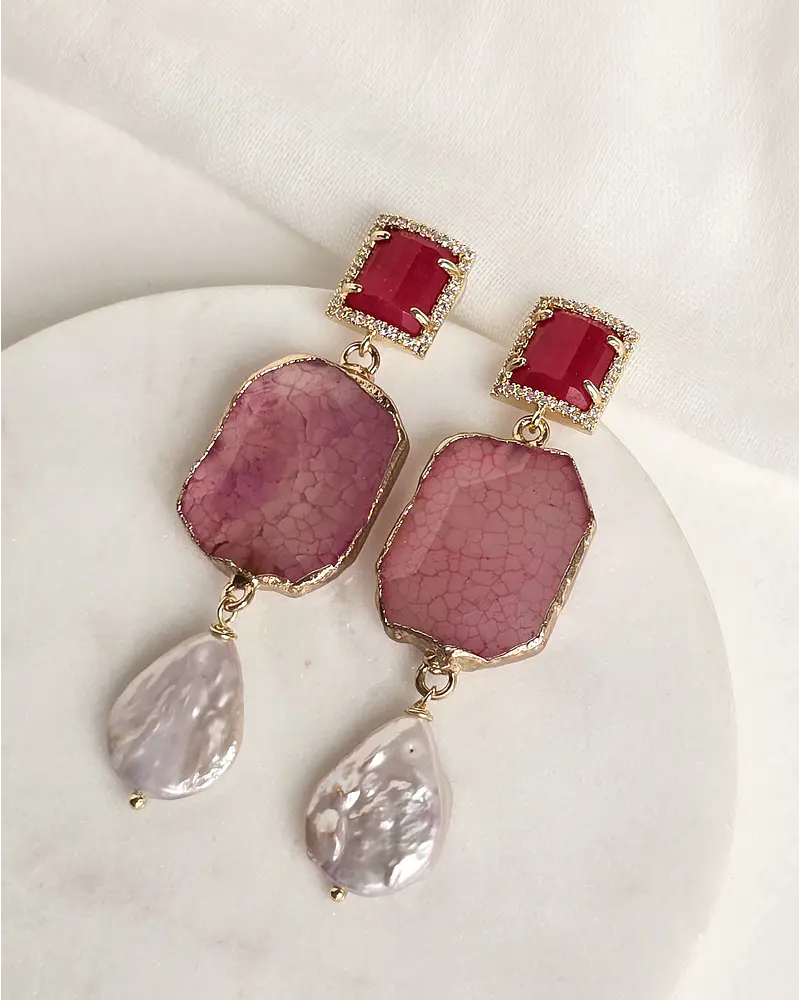 Aros fucsia con perla natural