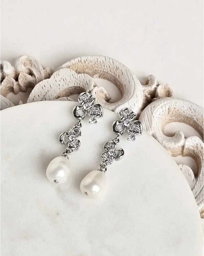 Aros doble flor y perla natural