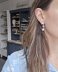 Aros doble flor y perla natural