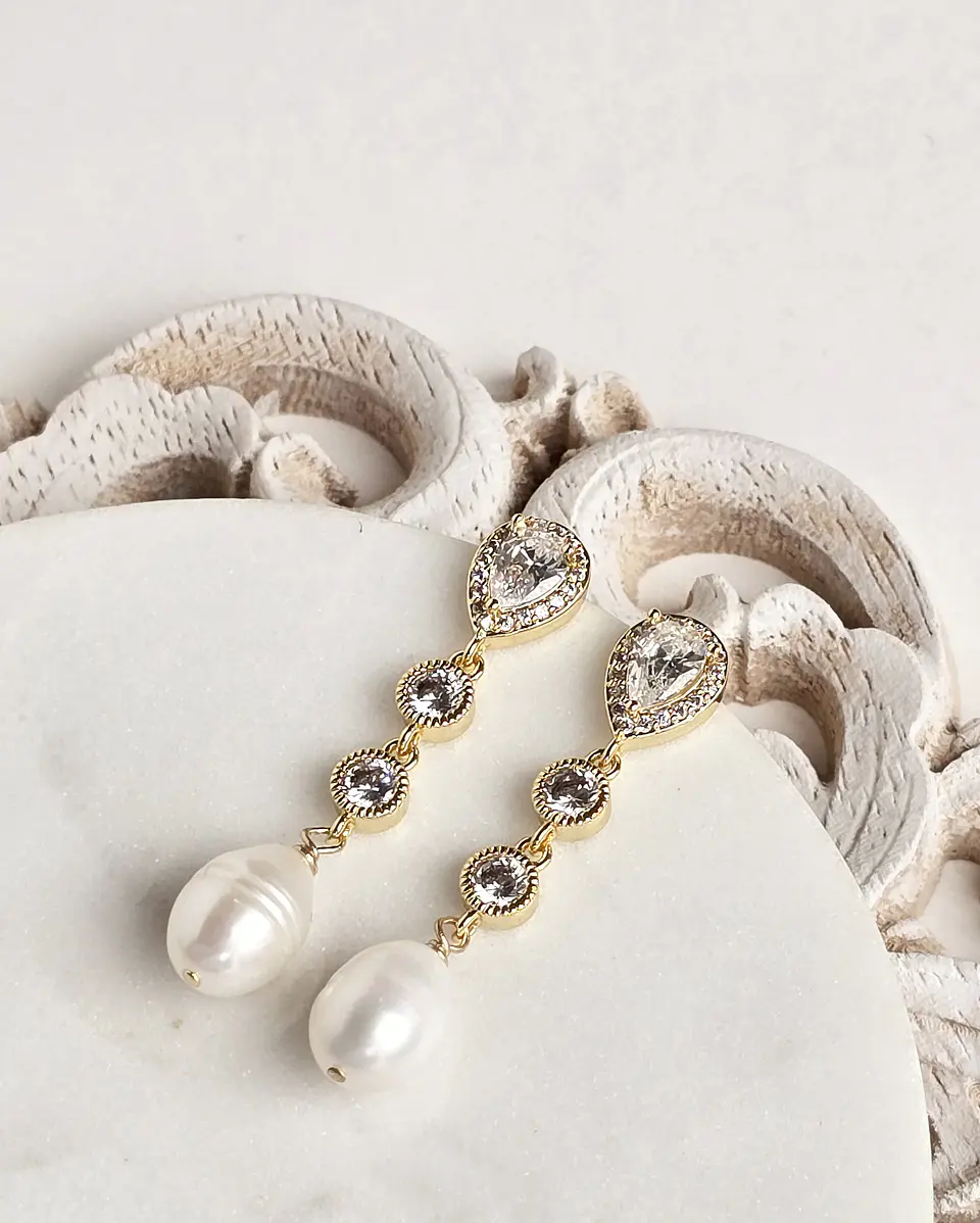 Aros circonitas clásicos con perla natural 2