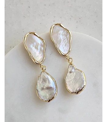 Aros nácar y perla barroca gold