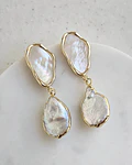 Aros nácar y perla barroca gold