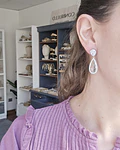 Aros clásicos de circonita y cristal