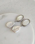 Aros vintage nácar y perla barroca silver