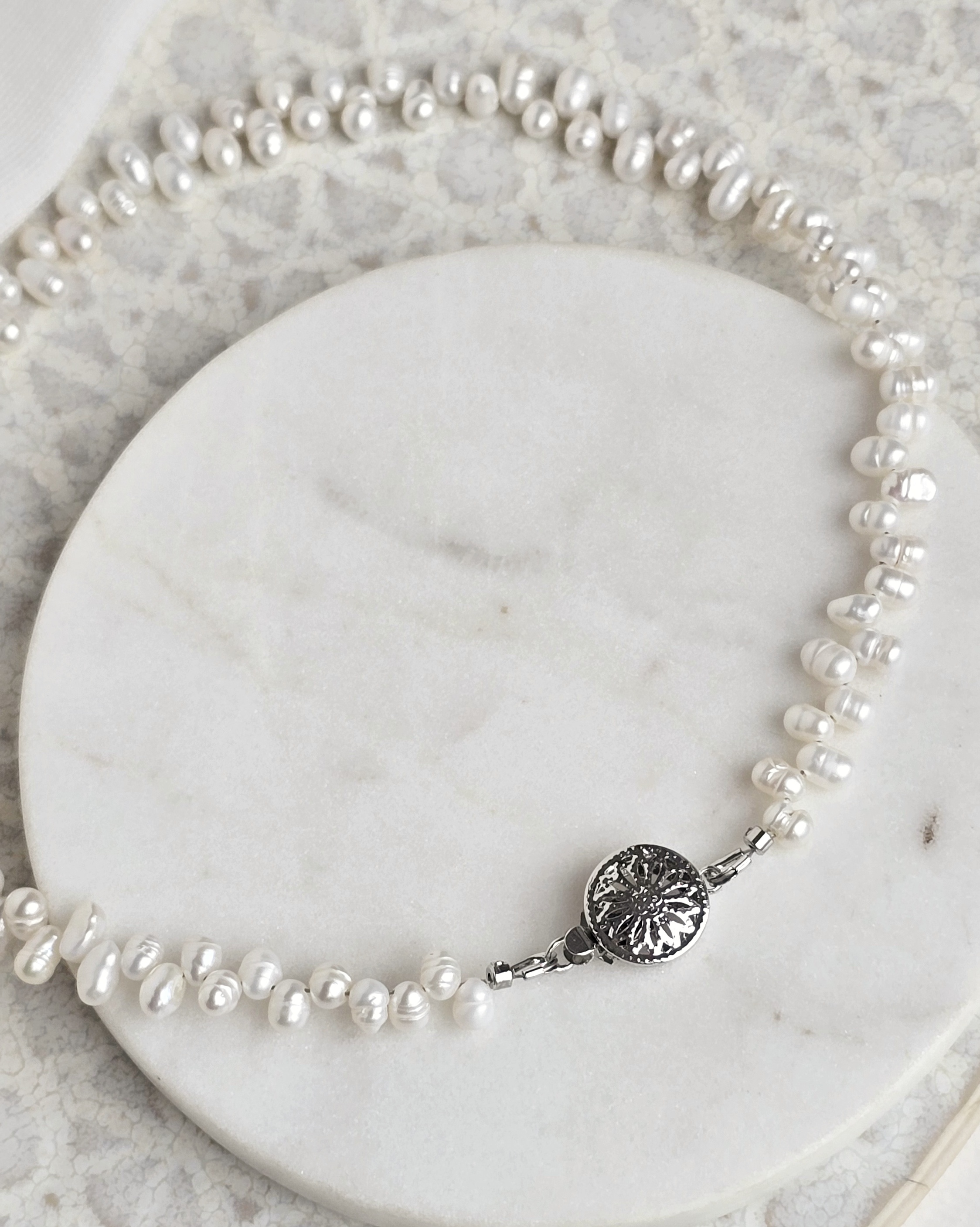 Choker perlas irregulares