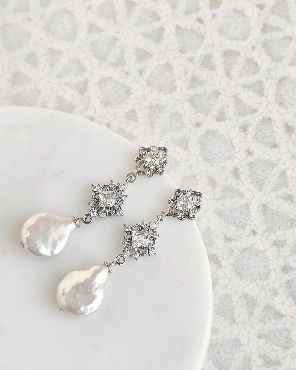 Aros vintage circonitas doble y perla natural 2