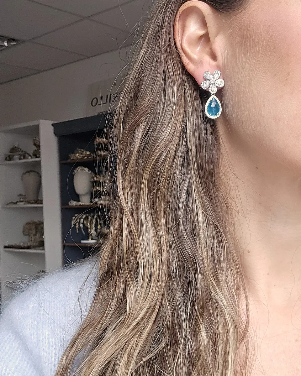 Aros flor circonitas cristal color 5