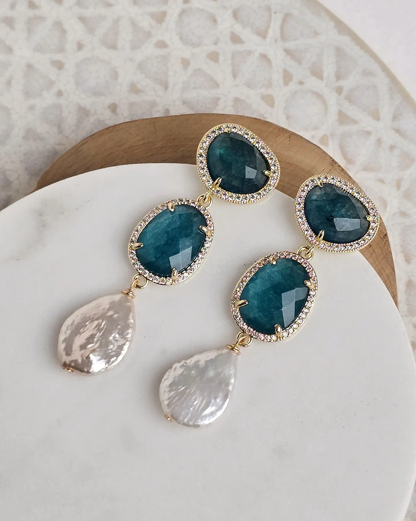 Aros doble color con perla barroca 2