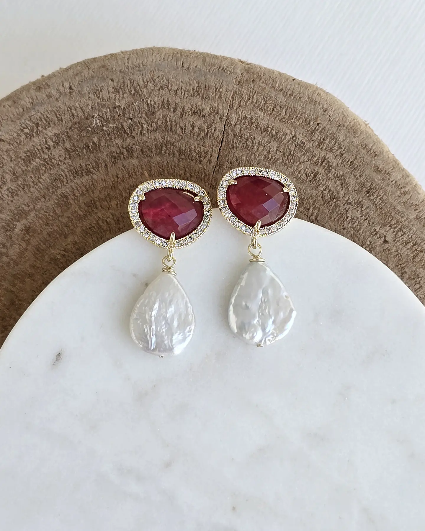 Aros color con perla barroca 8