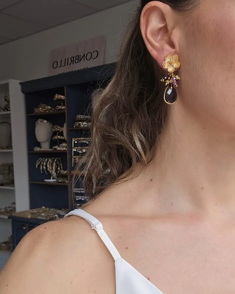 Aros flor con racimo morado 3