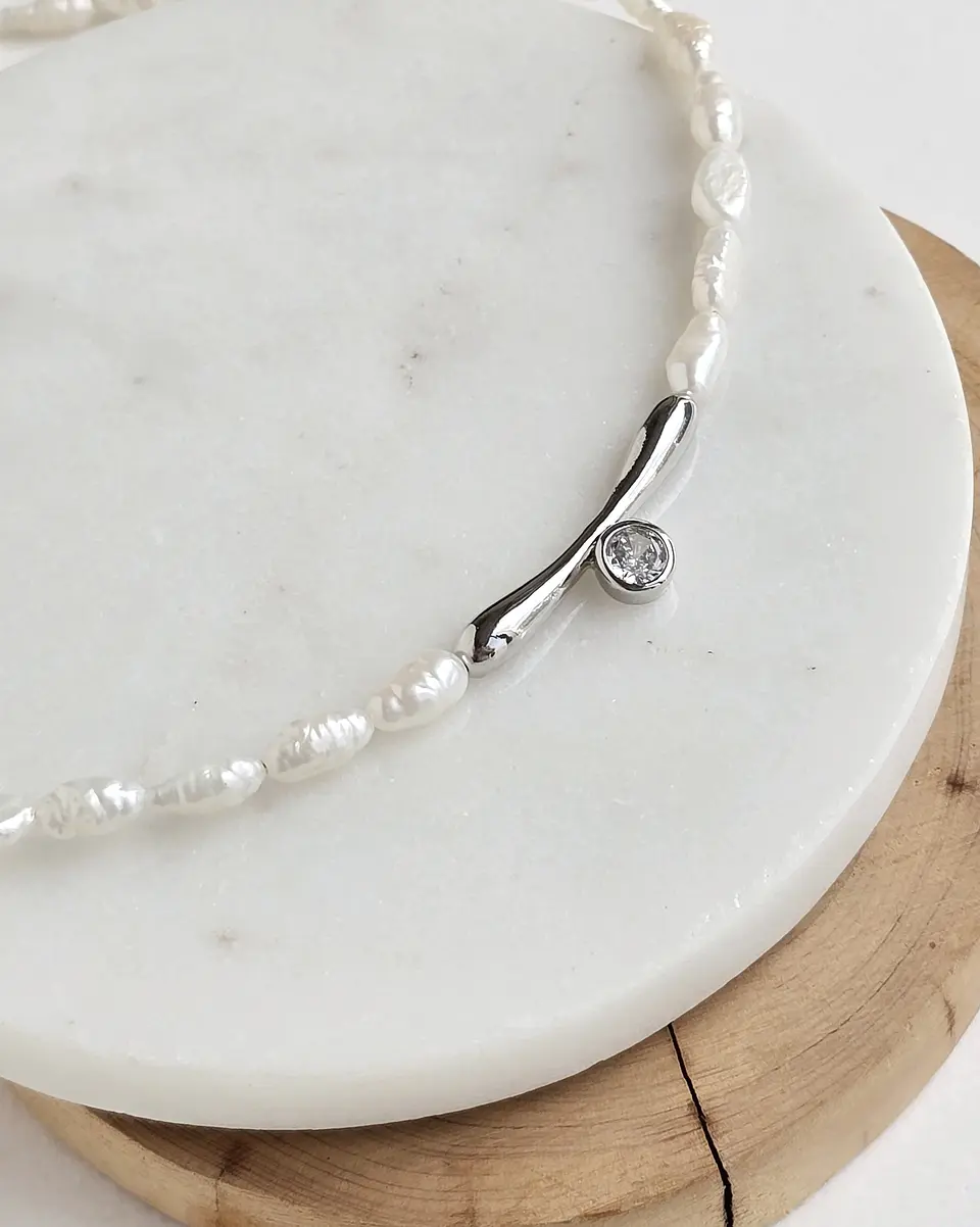 Choker perlas y circón al centro 1