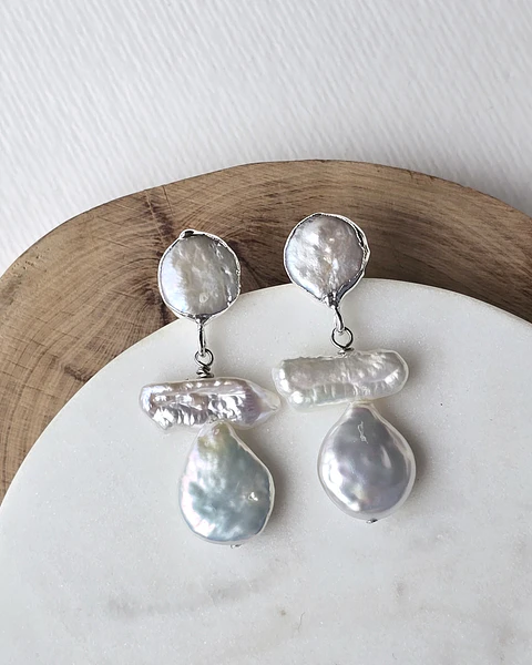Aros perlas irregulares pequeños 