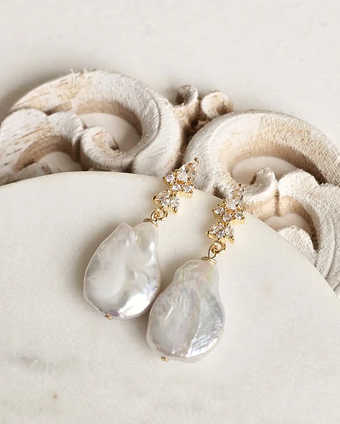 Aros circonita y perla natural oro