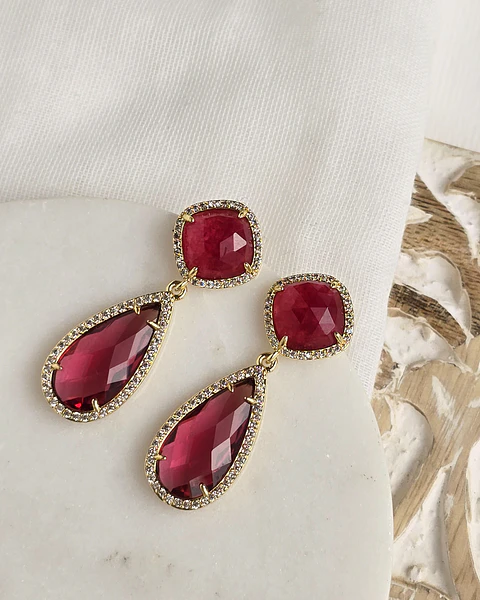 Aros frambuesa rodeado de circonitas