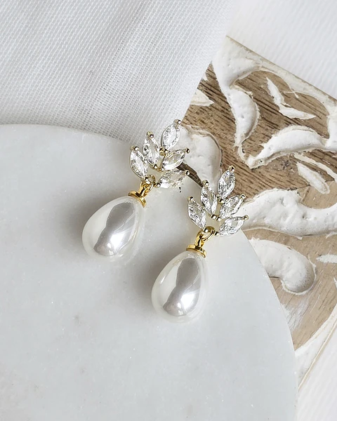 Aros circonitas perla chica gold