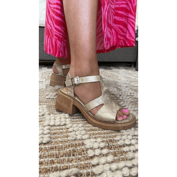 SANDALIA CHIARA BEIGE