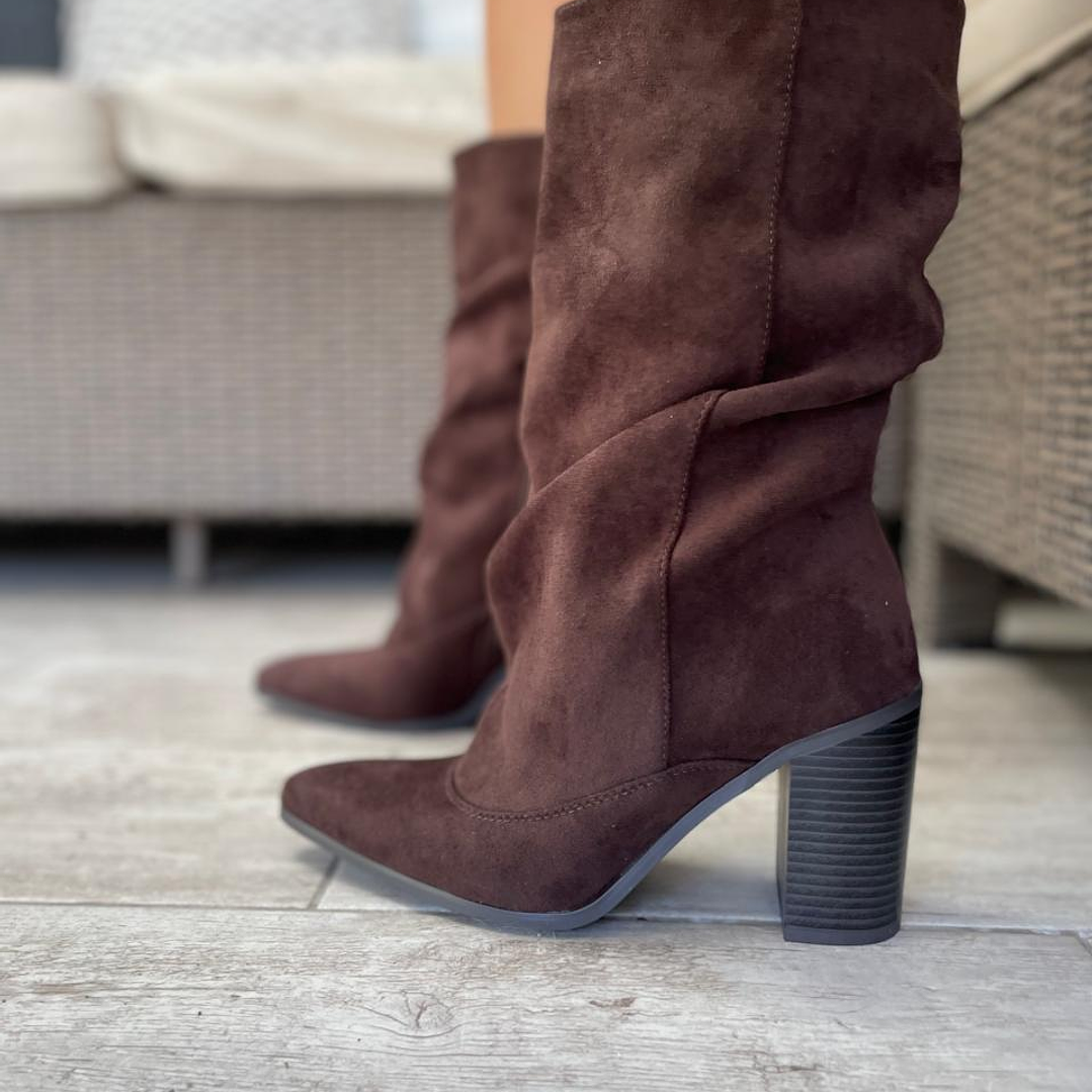 BOTA CLARA CHOCOLATE  1