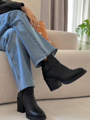 BOTIN LU NEGRO 