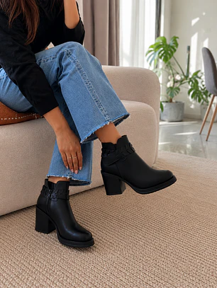 BOTIN LU NEGRO 