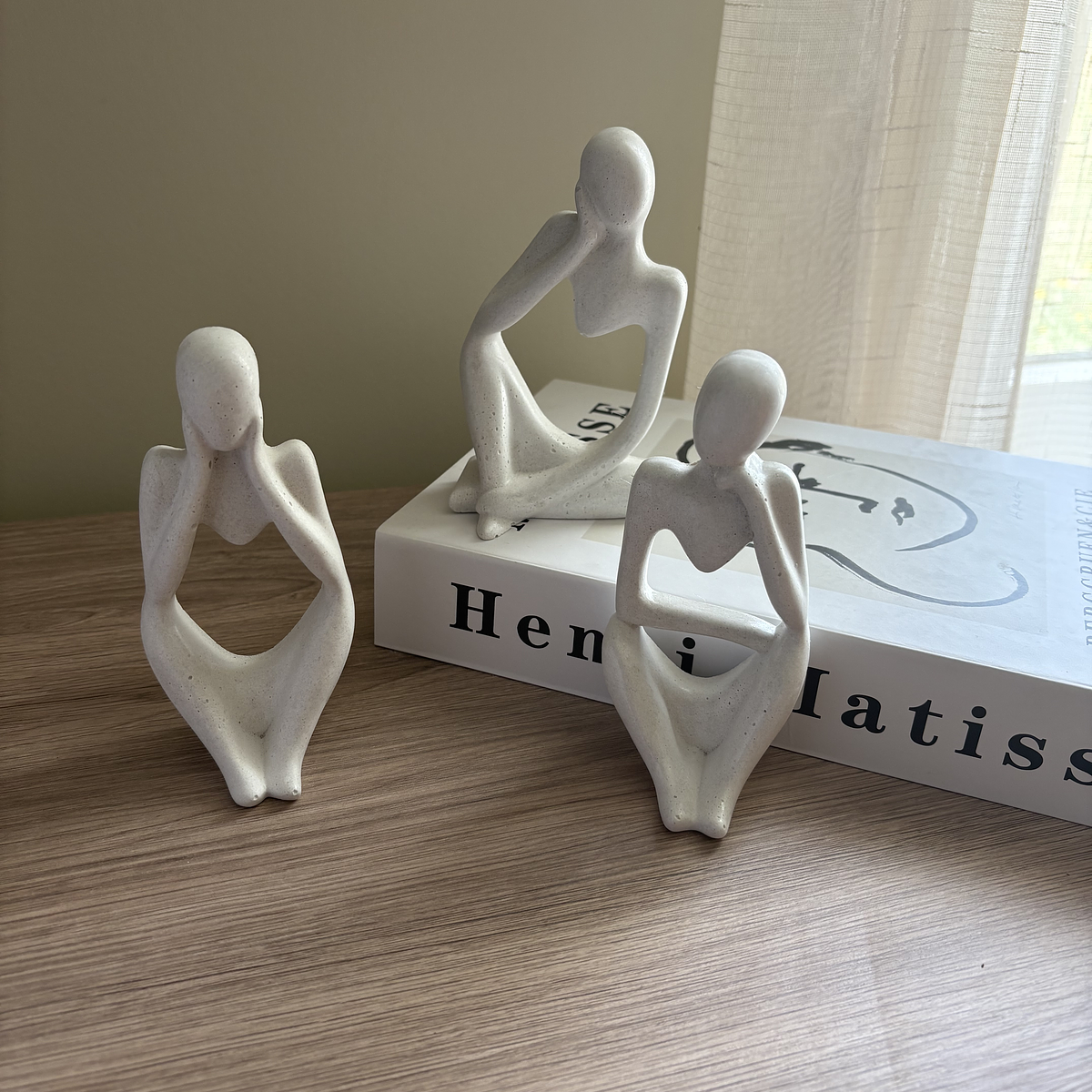 Trío de pensadores  1