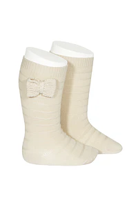Calcetines altos con relieve y lazo