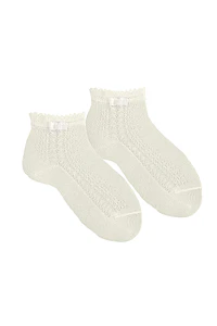 Calcetines ceremonia con calado lateral y lacito