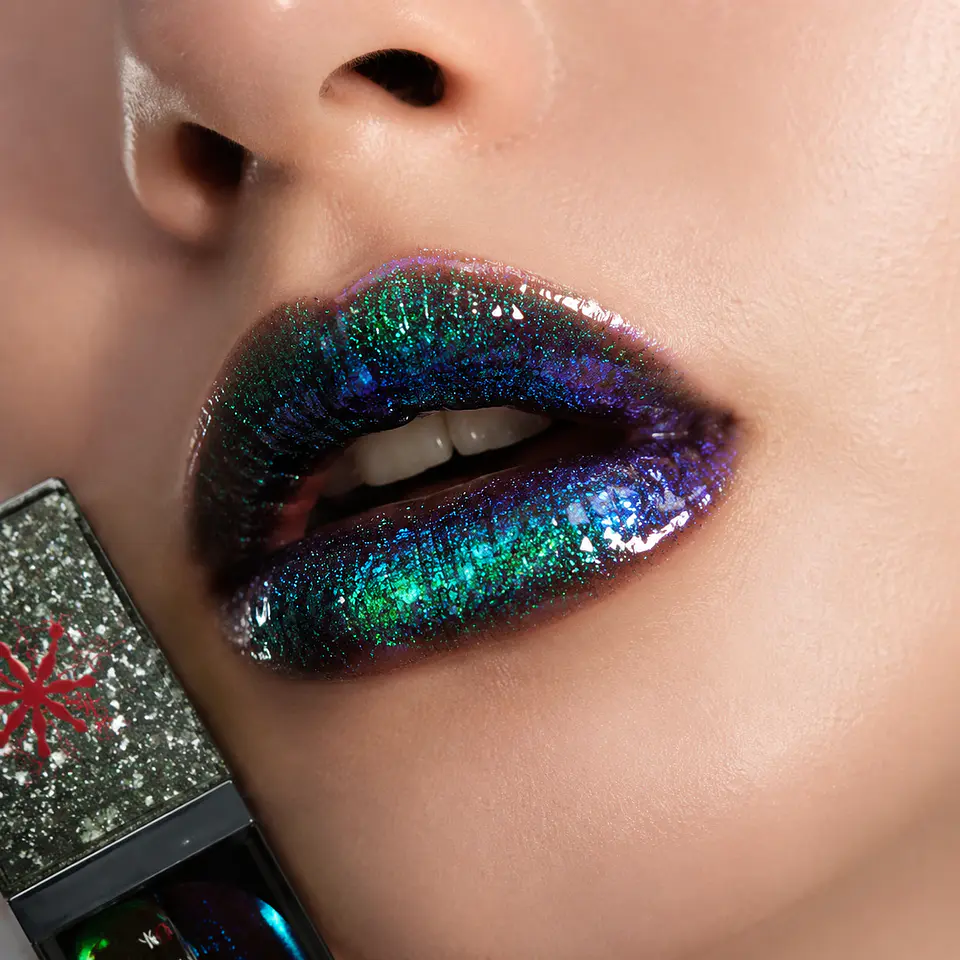 Labial Unreal High Gloss Firefly - GIRLCULT 3