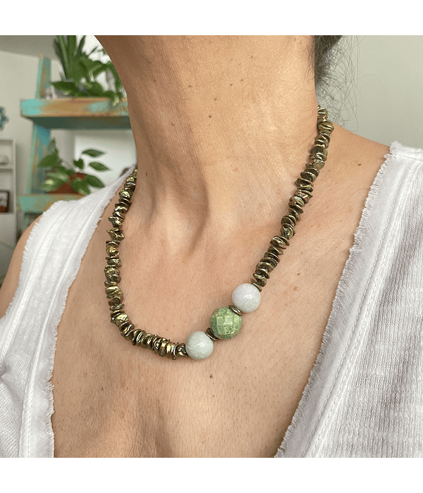 Collar perlas, jade y turquesa 